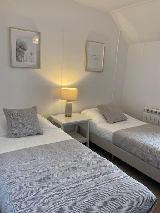 Seagulls Cottage, Touching Distance From Beach Mousehole Extérieur photo